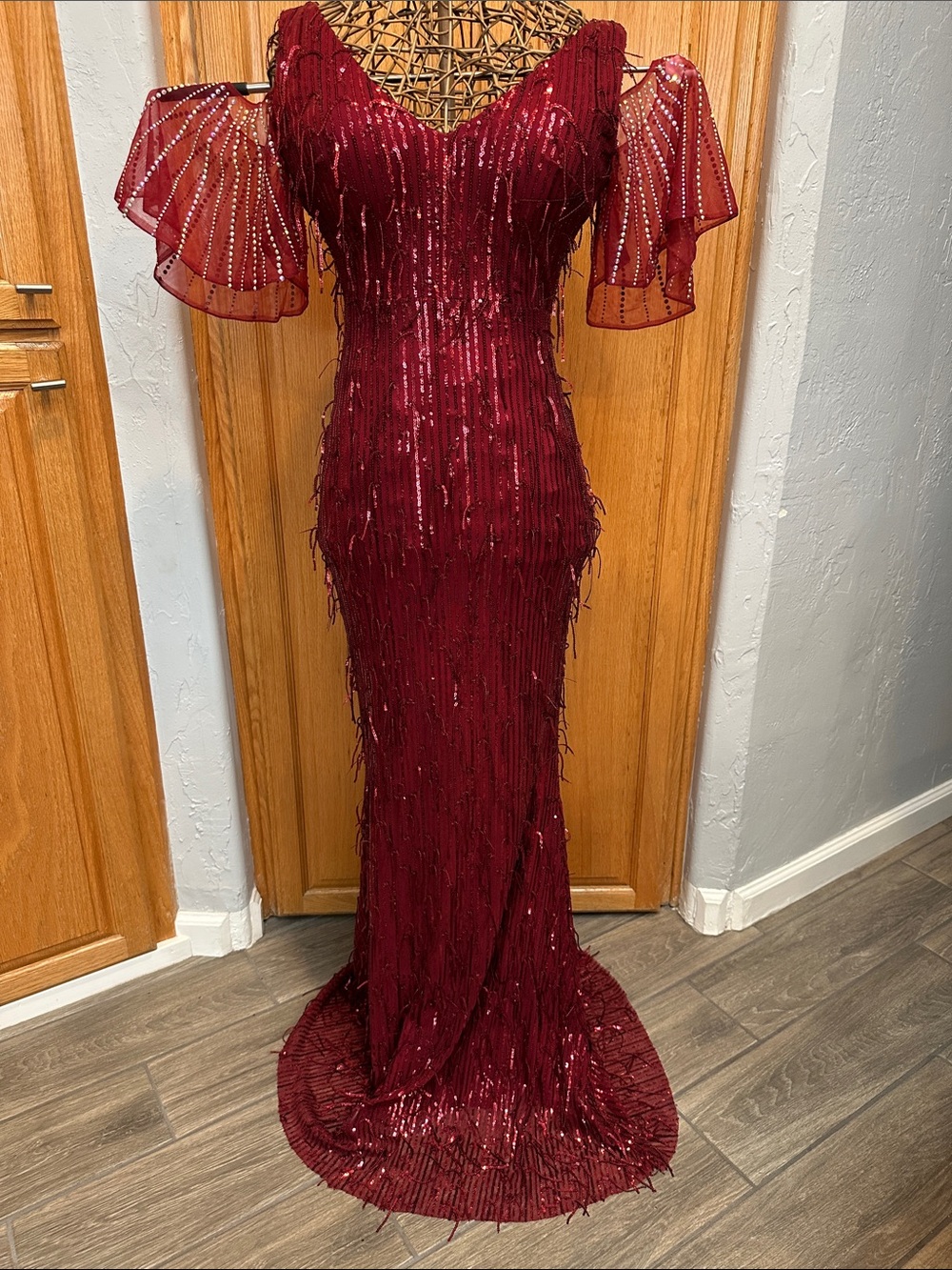 Kalinnu Burgundy Maxi Evening Gown w/ Sequins Throughout. Rhinestone sleeves. M